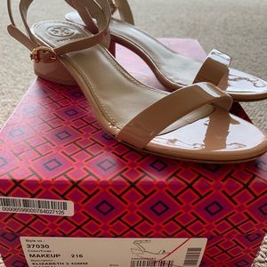 Tory Burch sandal size 7